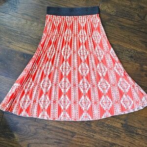 Pleated Midi Skirt Aztec Print XS